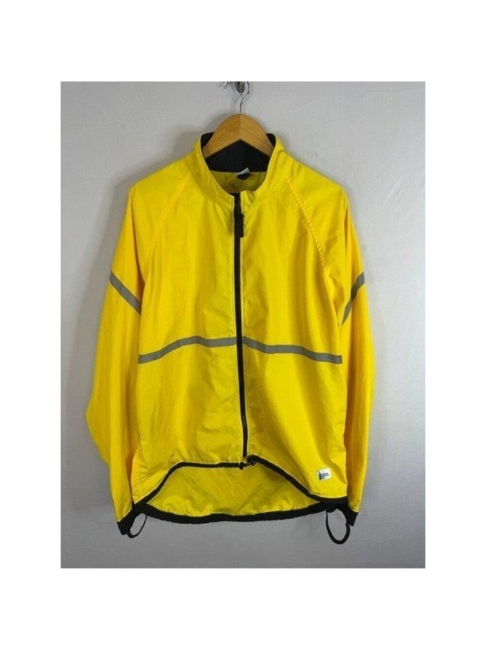 MEC Mountain Equipment  Mens XL Cycling Jacket Yellow Windbreaker 90s Microft